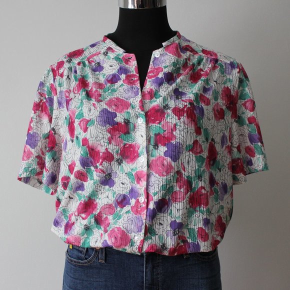 Vintage Tops - Vintage Floral Blouse